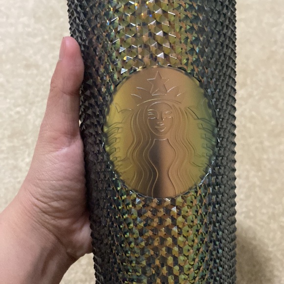 Black Starbucks Venti Studded - NA version- Released 2020 - Picture 4 of 5